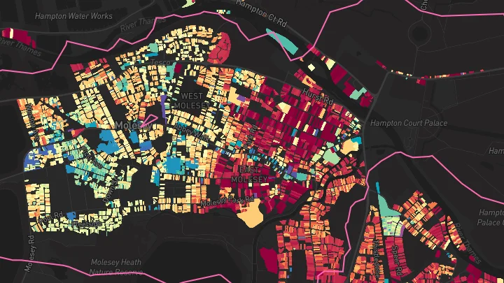 House price heatmap showing property values across West Molesey
