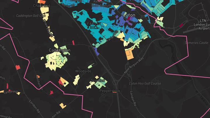House price heatmap showing property values across Luton