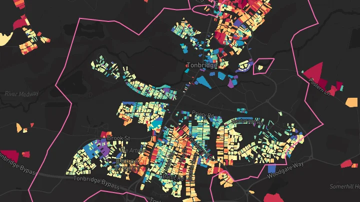 House price heatmap showing property values across Tonbridge