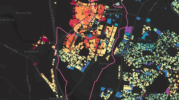House price heatmap showing property values across Welwyn Garden City