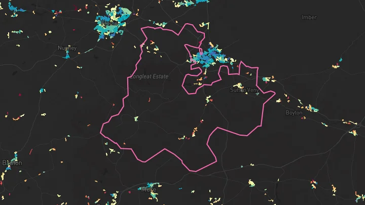 House price heatmap showing property values across Sutton Veny