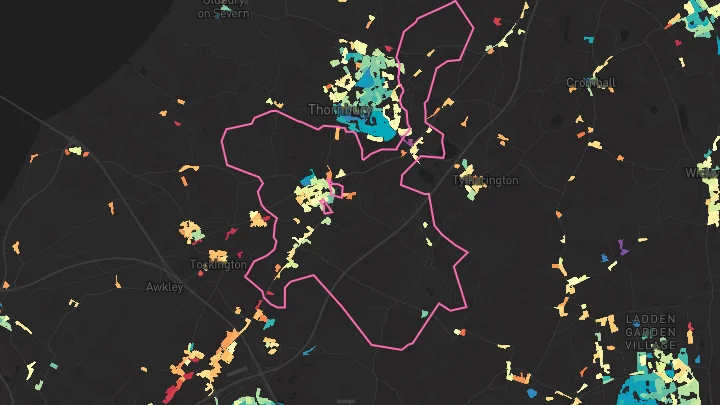 House price heatmap showing property values across Alveston