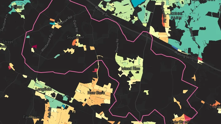 House price heatmap showing property values across Istead Rise