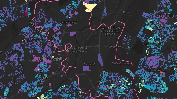 House price heatmap showing property values across Brierley Hill