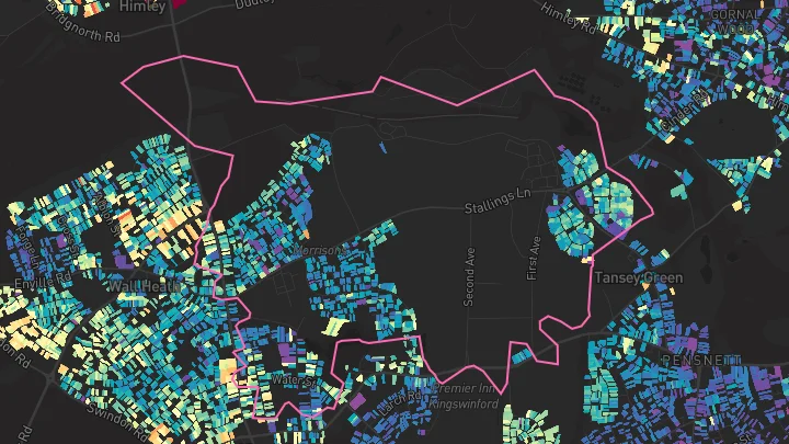House price heatmap showing property values across Kingswinford