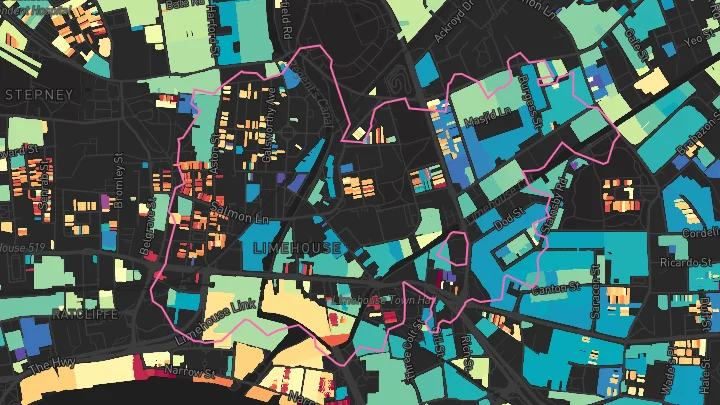 House price heatmap showing property values across Limehouse