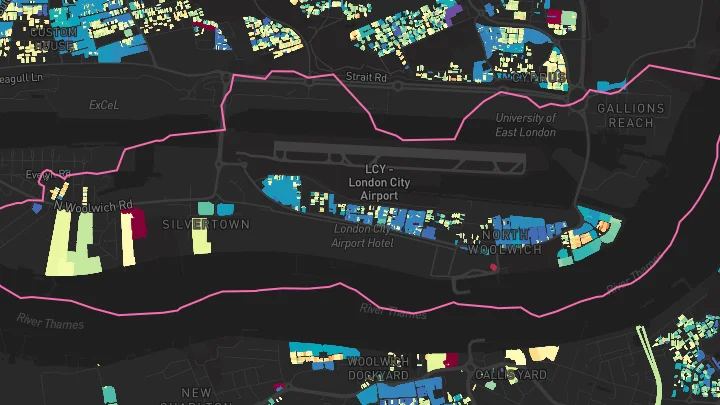 House price heatmap showing property values across Pontoon Dock
