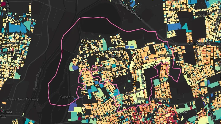 House price heatmap showing property values across Walthamstow Central