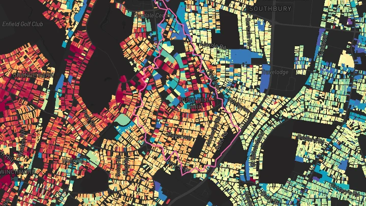 House price heatmap showing property values across Bush Hill Park