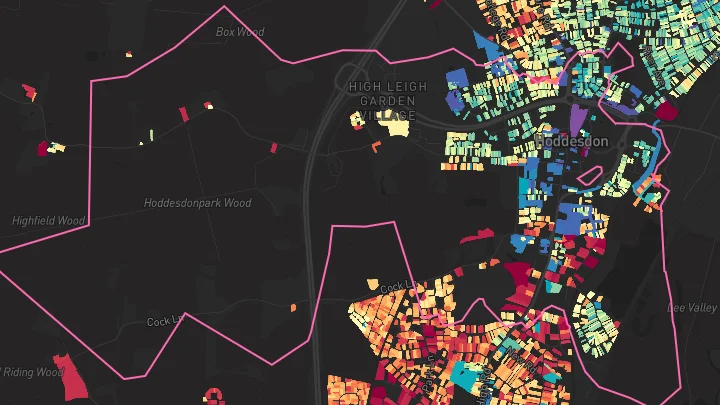 House price heatmap showing property values across Hoddesdon
