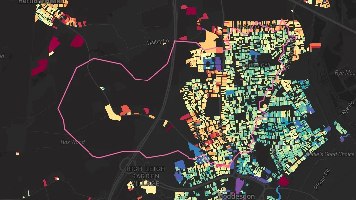 House price heatmap showing property values across Hoddesdon