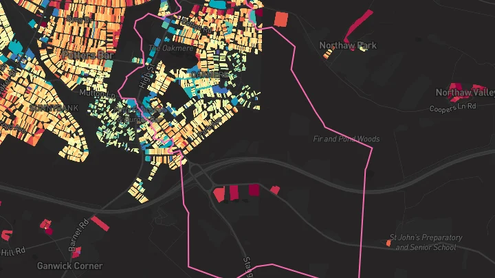 House price heatmap showing property values across High Barnet