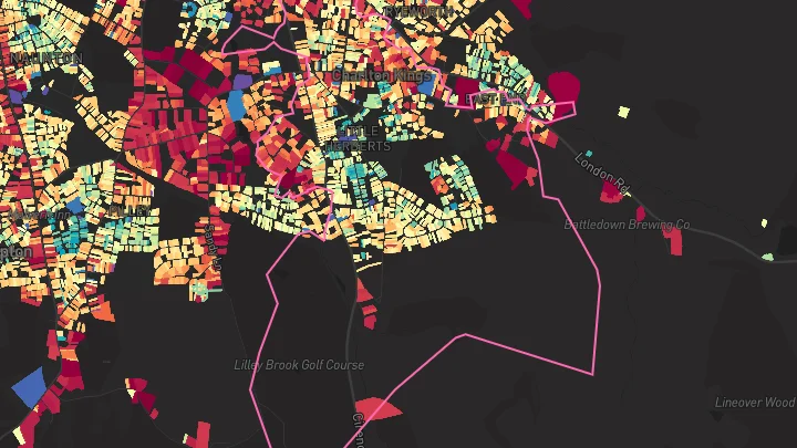House price heatmap showing property values across Charlton Kings