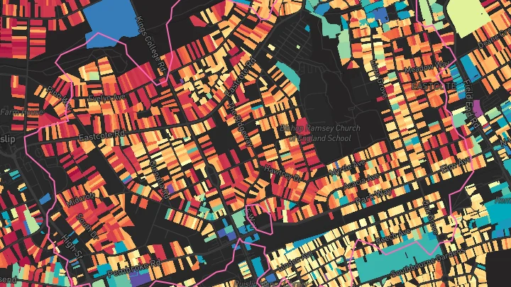 House price heatmap showing property values across Ruislip Manor
