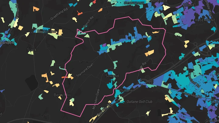 House price heatmap showing property values across Holywell Green