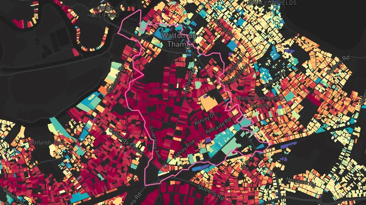 House price heatmap showing property values across Walton-On-Thames