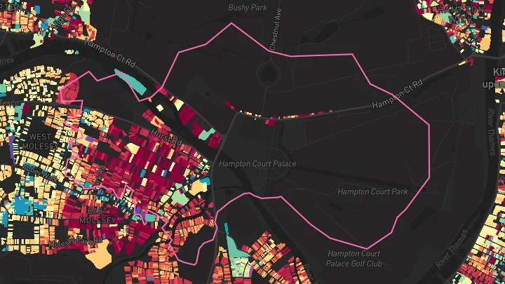 House price heatmap showing property values across Hampton Court