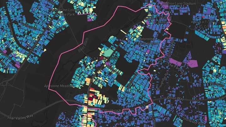 House price heatmap showing property values across Leicester