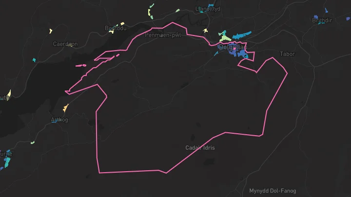 House price heatmap showing property values across Dolgellau