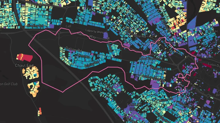 House price heatmap showing property values across Luton