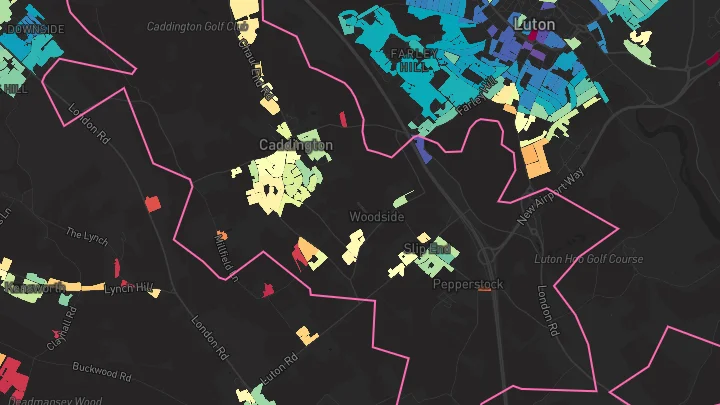 House price heatmap showing property values across Caddington