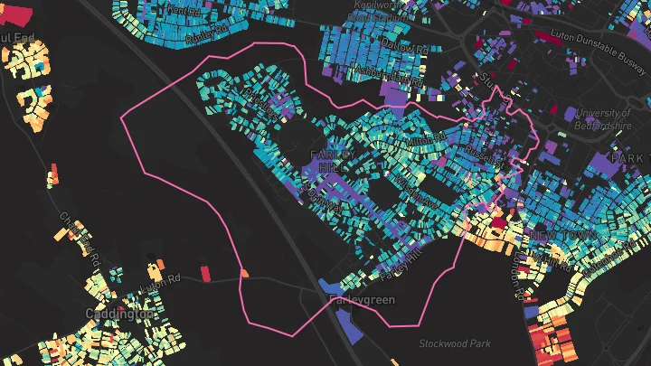 House price heatmap showing property values across Luton