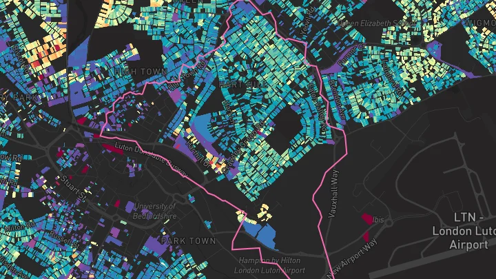 House price heatmap showing property values across Luton