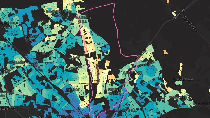 House price heatmap showing property values across Luton