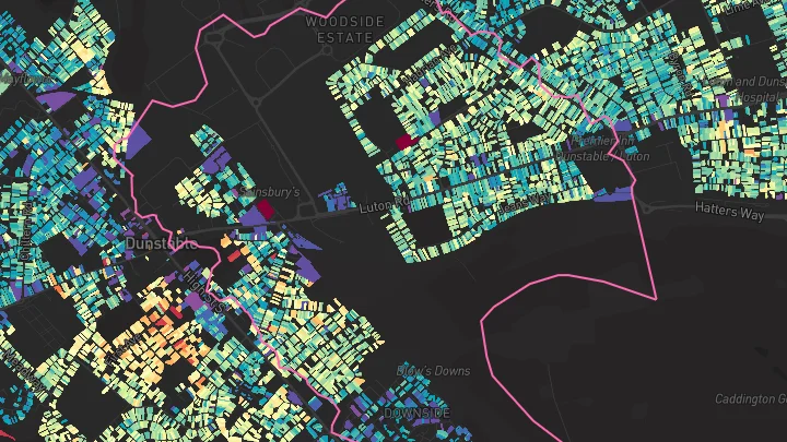 House price heatmap showing property values across Dunstable