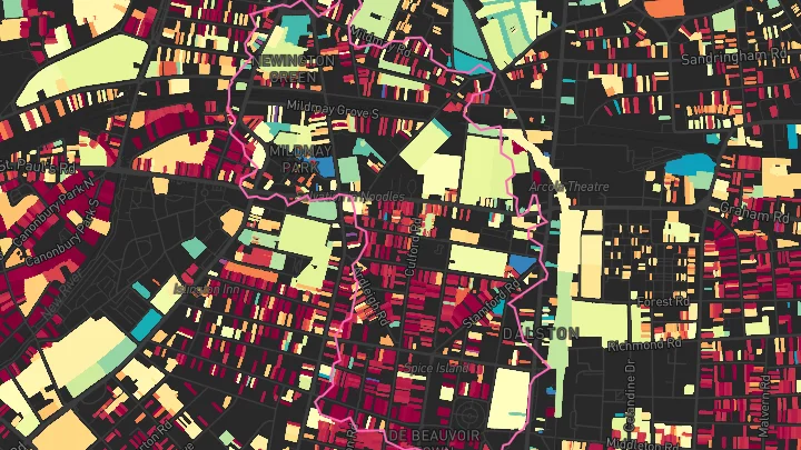House price heatmap showing property values across Dalston Kingsland