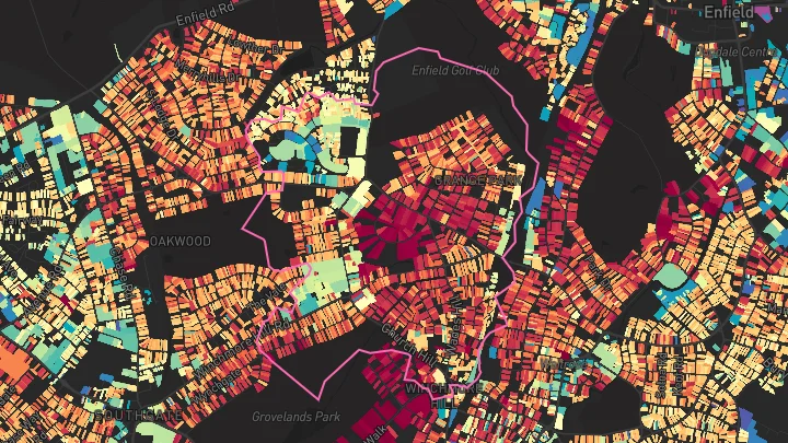 House price heatmap showing property values across Winchmore Hill