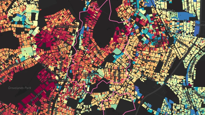 House price heatmap showing property values across Winchmore Hill