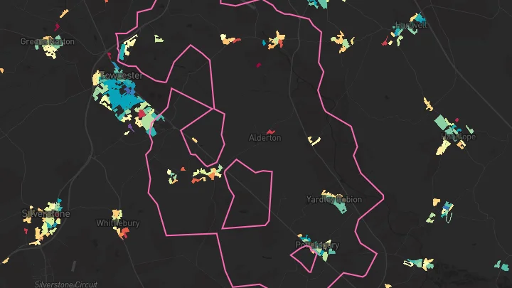 House price heatmap showing property values across Potterspury