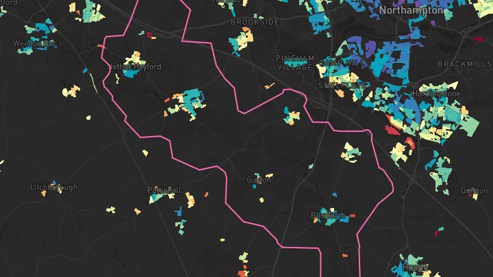House price heatmap showing property values across Bugbrooke