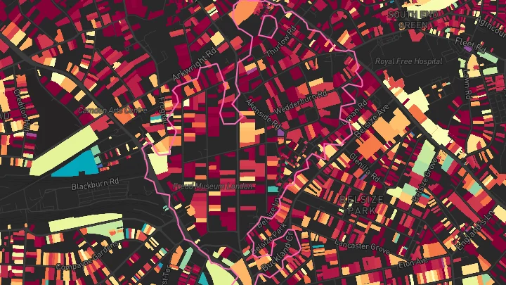 House price heatmap showing property values across Finchley Road
