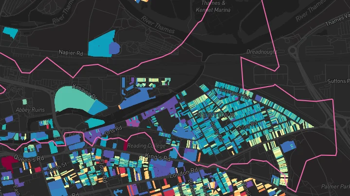 House price heatmap showing property values across Reading