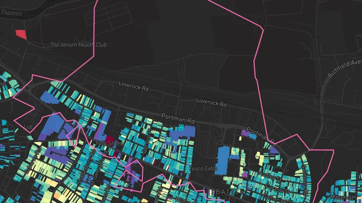 House price heatmap showing property values across Reading