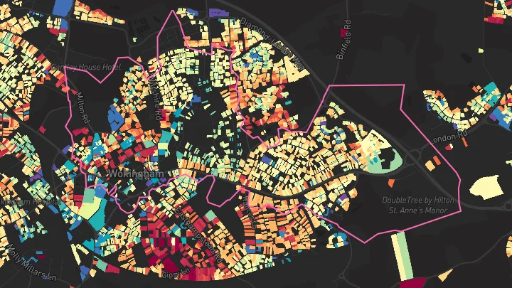 House price heatmap showing property values across Wokingham