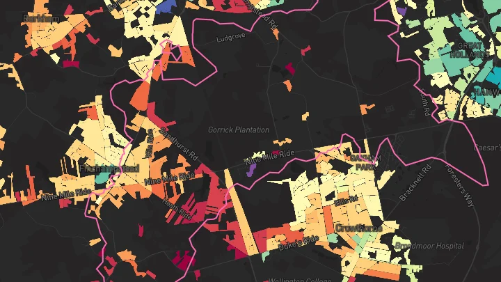 House price heatmap showing property values across Finchampstead