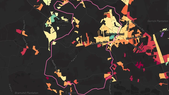 House price heatmap showing property values across Finchampstead