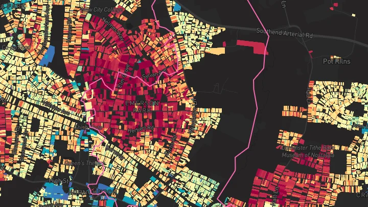 House price heatmap showing property values across Upminster Bridge