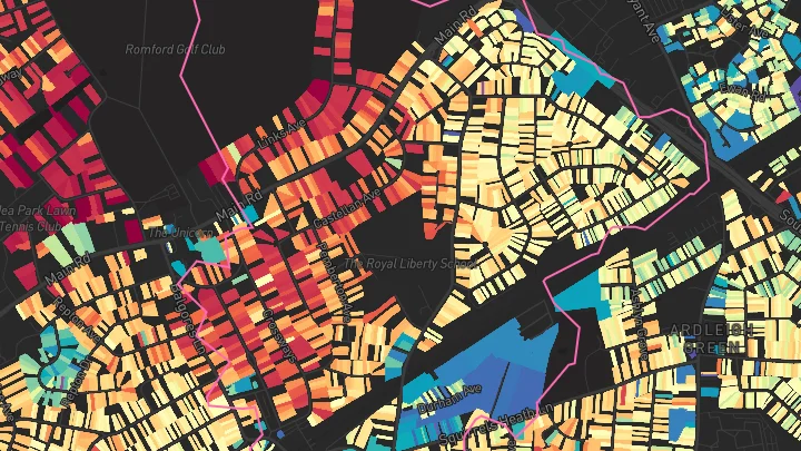 House price heatmap showing property values across Gidea Park