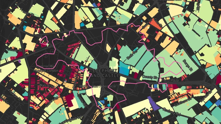 House price heatmap showing property values across Elephant And Castle