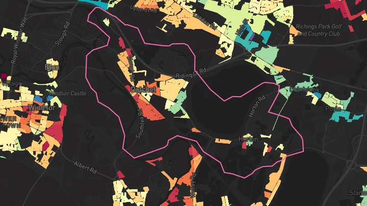 House price heatmap showing property values across Datchet