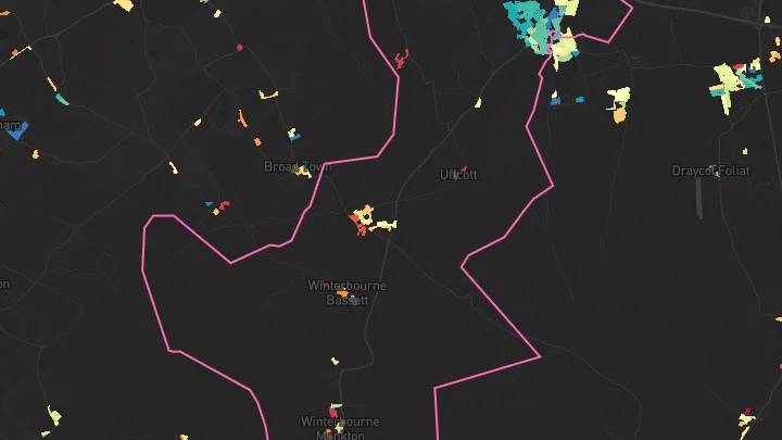 House price heatmap showing property values across Wroughton