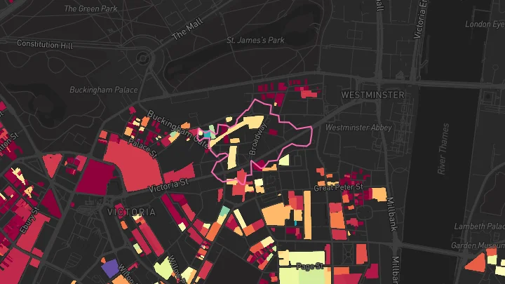 House price heatmap showing property values across St. James's Park