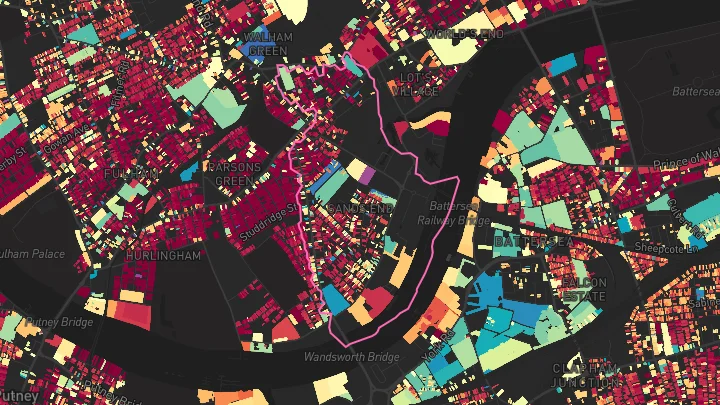 House price heatmap showing property values across Imperial Wharf