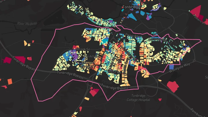 House price heatmap showing property values across Tonbridge