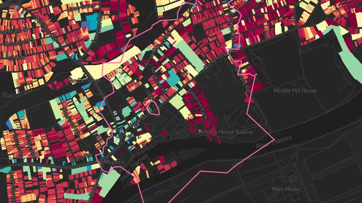 House price heatmap showing property values across Twickenham
