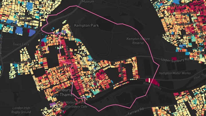 House price heatmap showing property values across Sunbury-On-Thames